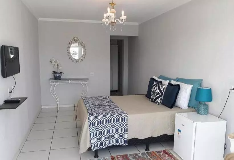 هتل Pousada Cris Garden Bed&breakfast