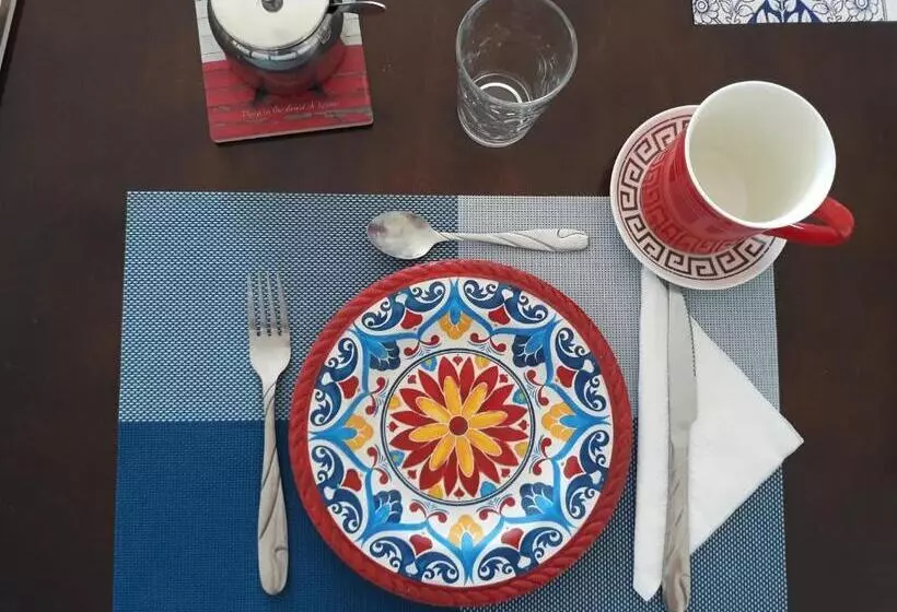 هتل Pousada Cris Garden Bed&breakfast