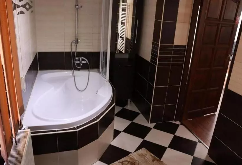 Hotelli U Betty   Ostrava Centrum