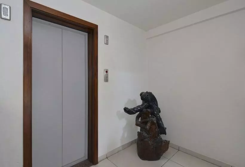 Oyo 22827 Hotel Prafulla