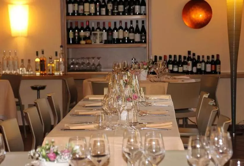 ホテル Albergo La Scaletta