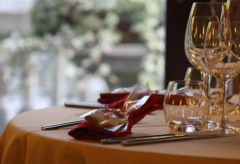 ホテル Albergo La Scaletta