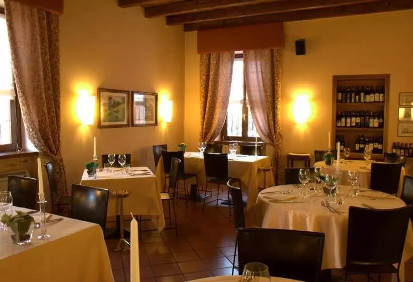 ホテル Albergo La Scaletta