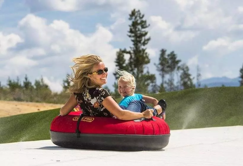 Hotelli Ymca Of The Rockies   Snow Mountain Ranch