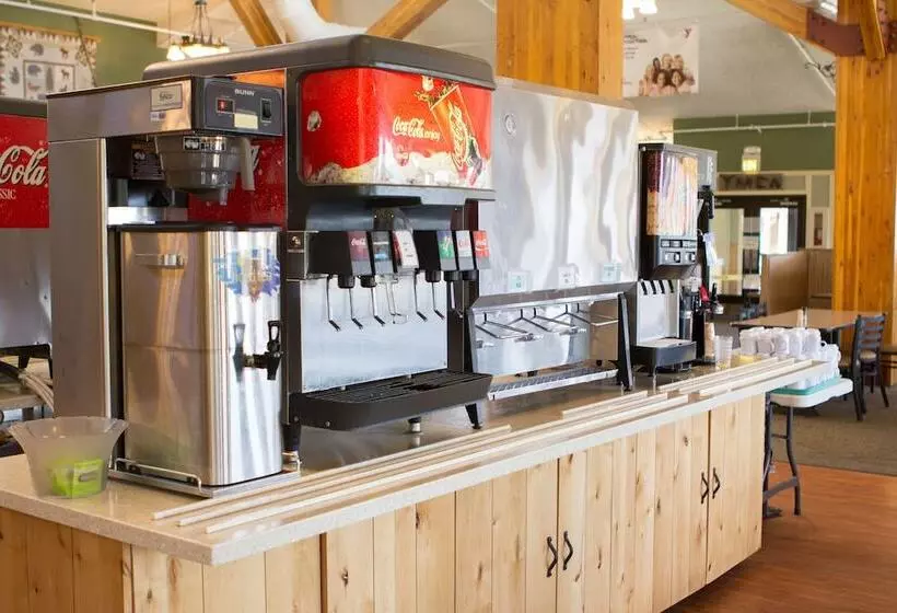 Hotelli Ymca Of The Rockies   Snow Mountain Ranch