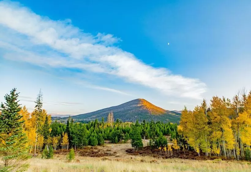 Hotelli Ymca Of The Rockies   Snow Mountain Ranch