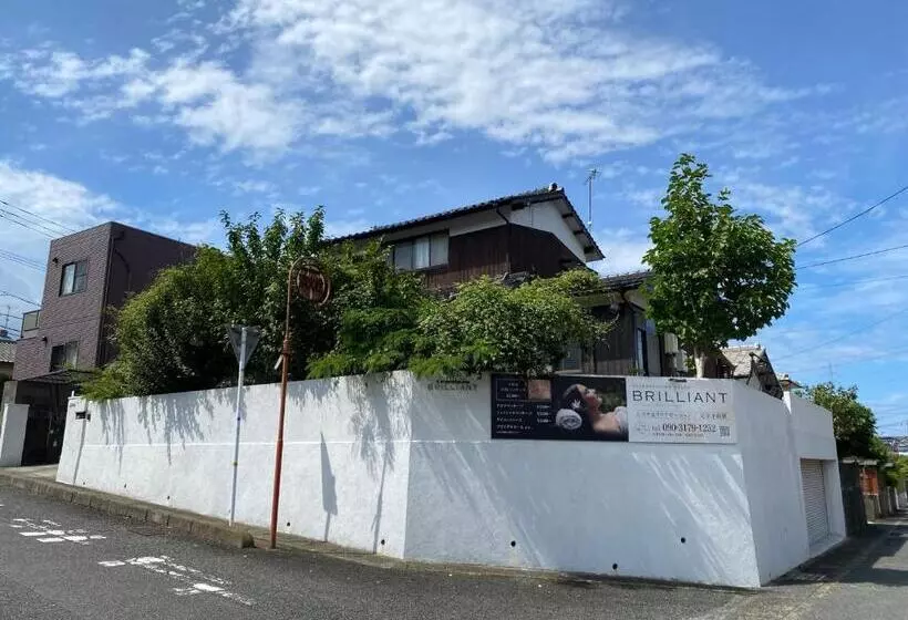 ペンション Guest House Rokumano
