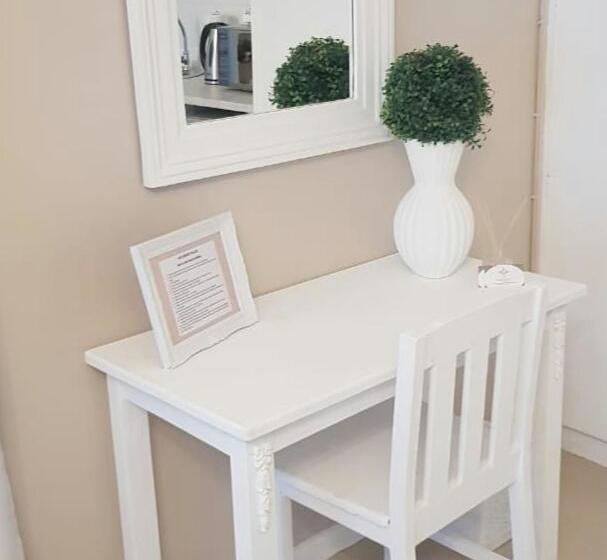 膳宿费 Mulberry Place