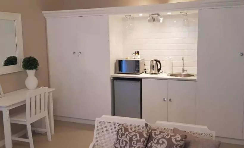 Majatalo Mulberry Place