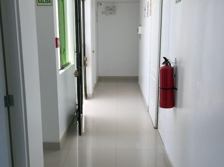 فندق صغير Hostal Sueños