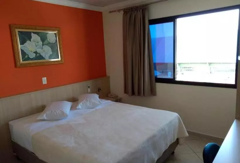 Hotelli Sokulski Park