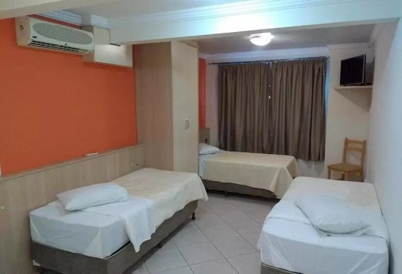 Hotelli Sokulski Park