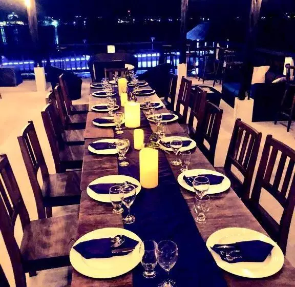 هتل We'yu Boutique