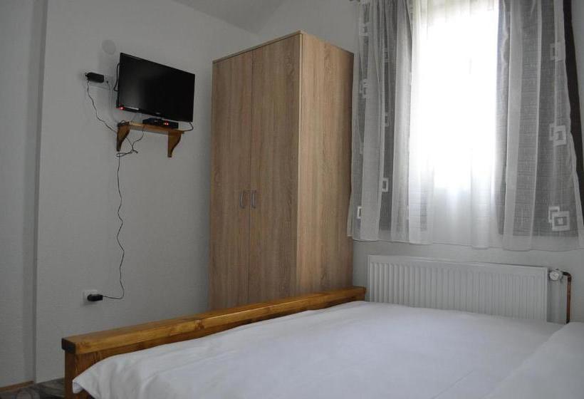 پانسیون Green House