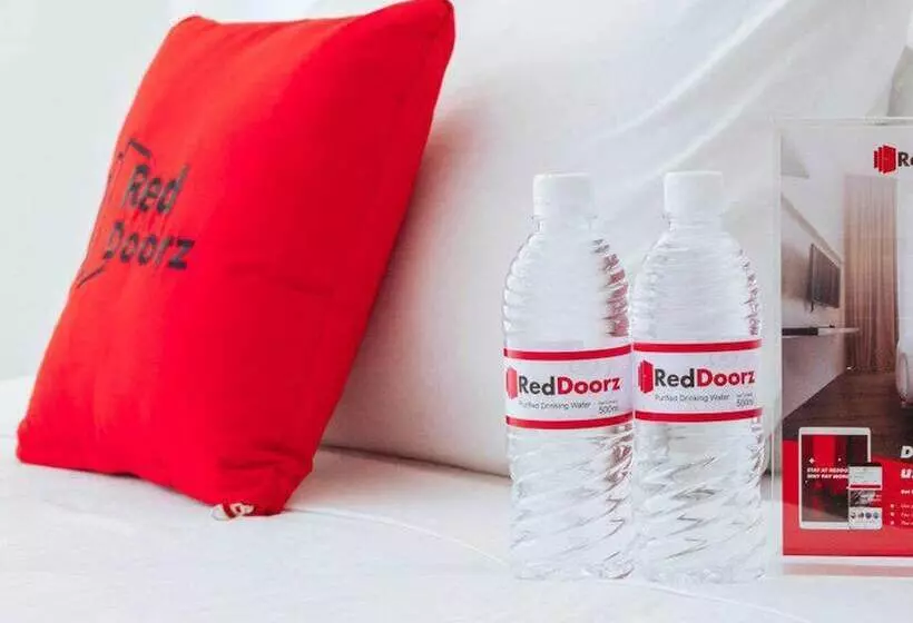 ユースホステル Reddoorz @ Mj Cuenco Avenue Cebu