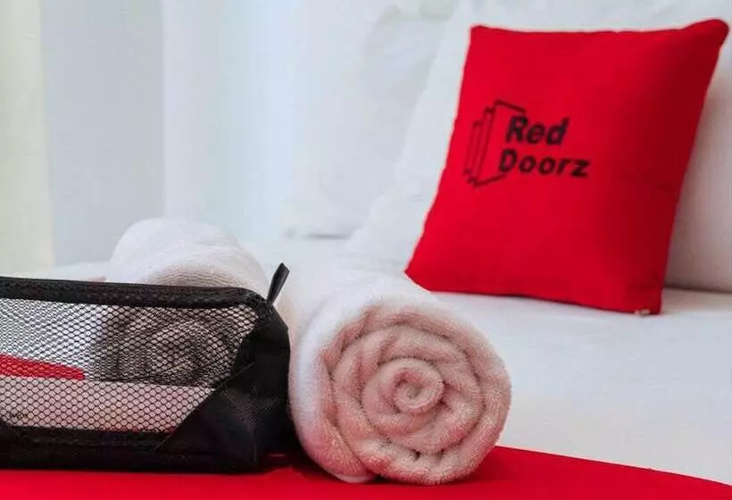 ユースホステル Reddoorz @ Mj Cuenco Avenue Cebu