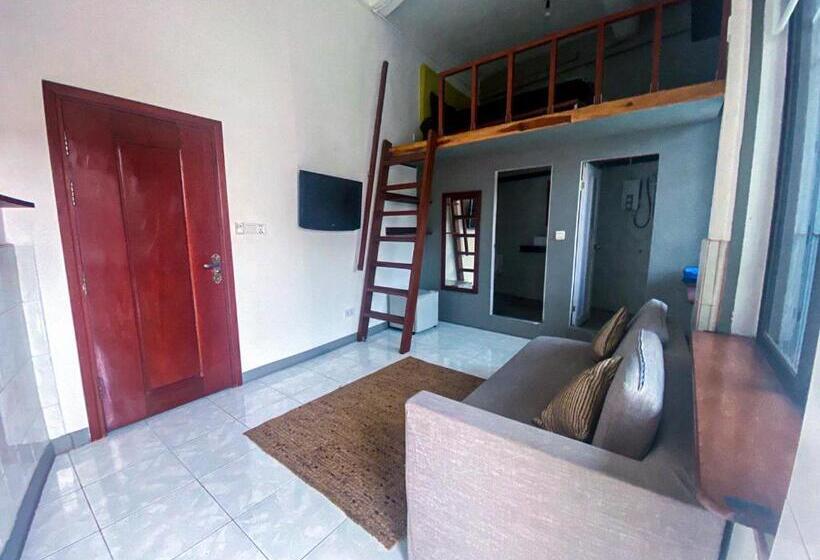 Hostel The Big Easy Phnom Penh