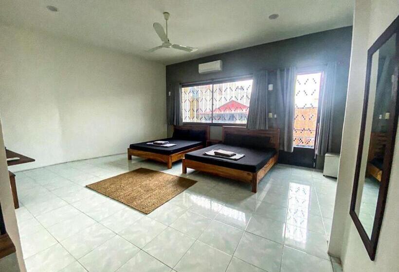 Hostel The Big Easy Phnom Penh