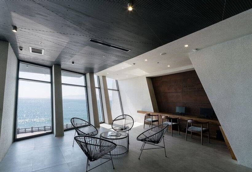 Joy Trip Hotel & Spa Nha Trang