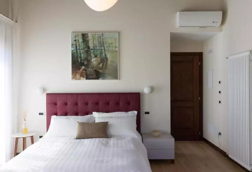 Majatalo Crystal Luxury House