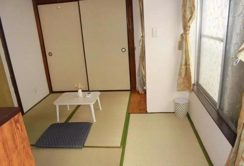 ペンション Guest House Cat