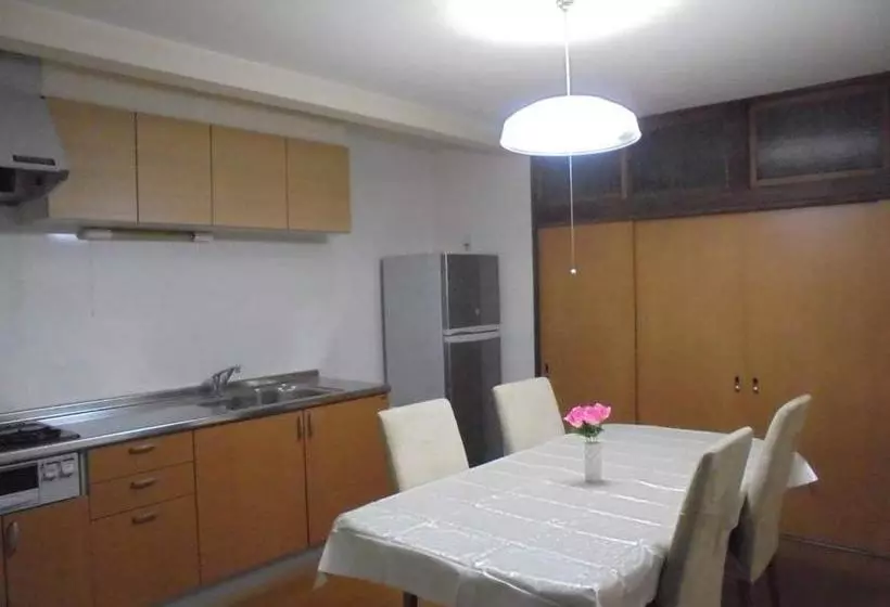 ペンション Guest House Cat