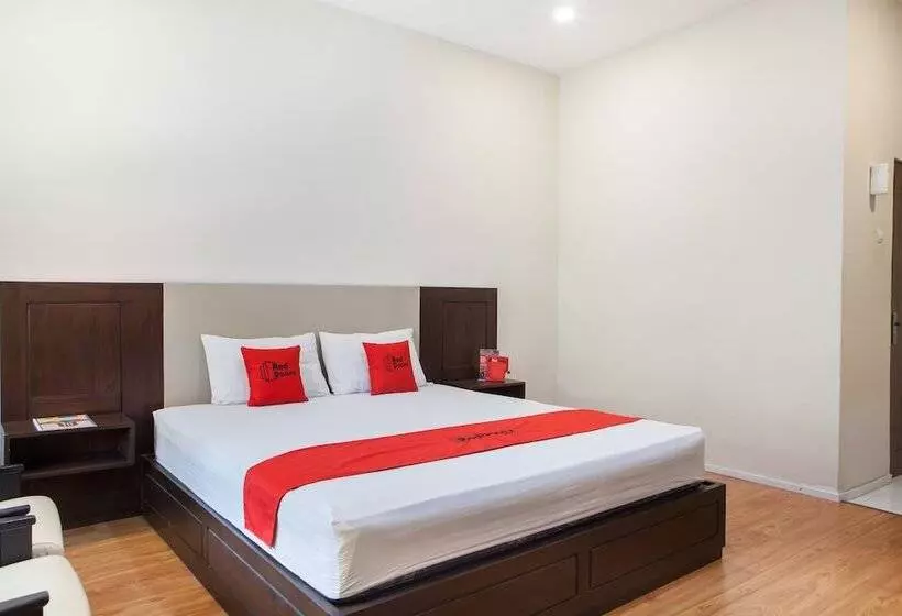 Urbanview Hotel Kumala Banyuwangi By Reddoorz