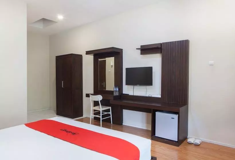 Urbanview Hotel Kumala Banyuwangi By Reddoorz