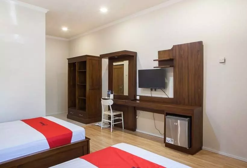 Urbanview Hotel Kumala Banyuwangi By Reddoorz