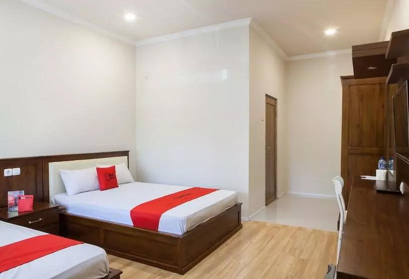 Urbanview Hotel Kumala Banyuwangi By Reddoorz
