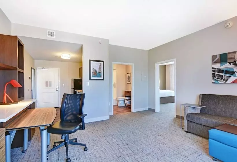 ホテル Towneplace Suites By Marriott Jackson Airport / Flowood