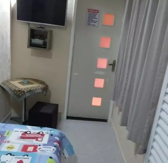 ペンション Pousada Exuberance