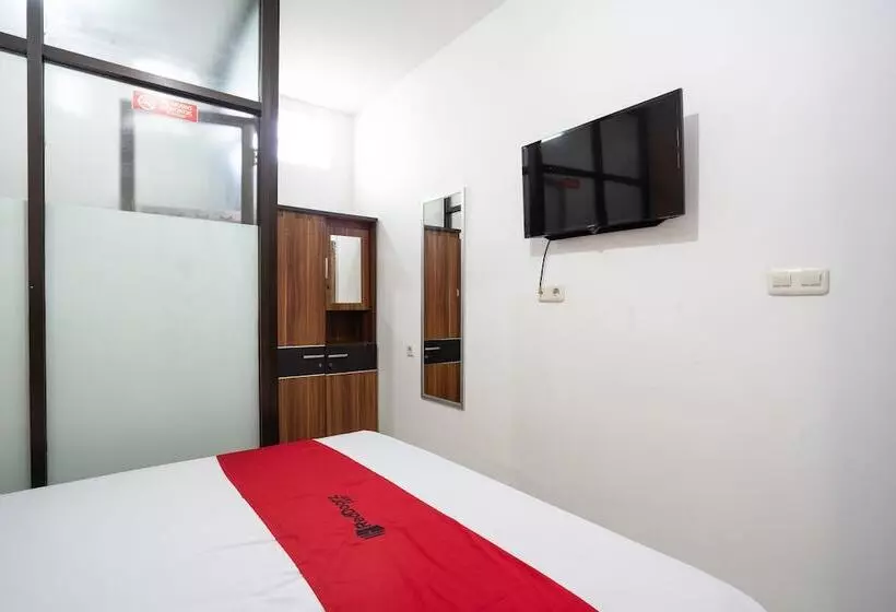 Majatalo Reddoorz Near Eka Hospital Bsd City