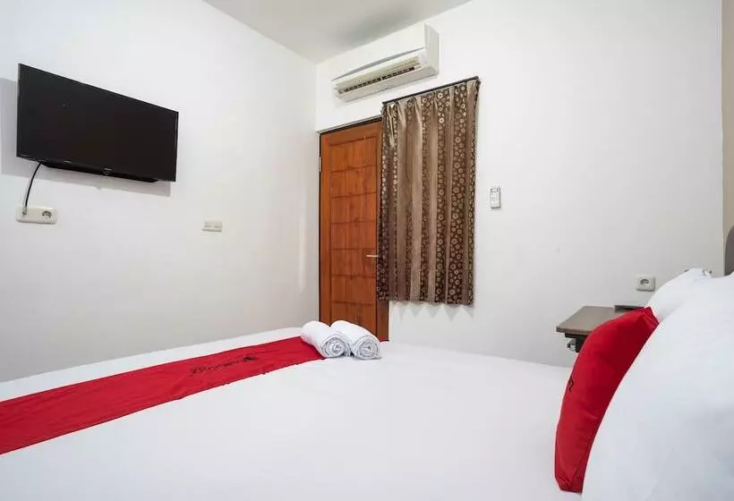 Majatalo Reddoorz Near Eka Hospital Bsd City