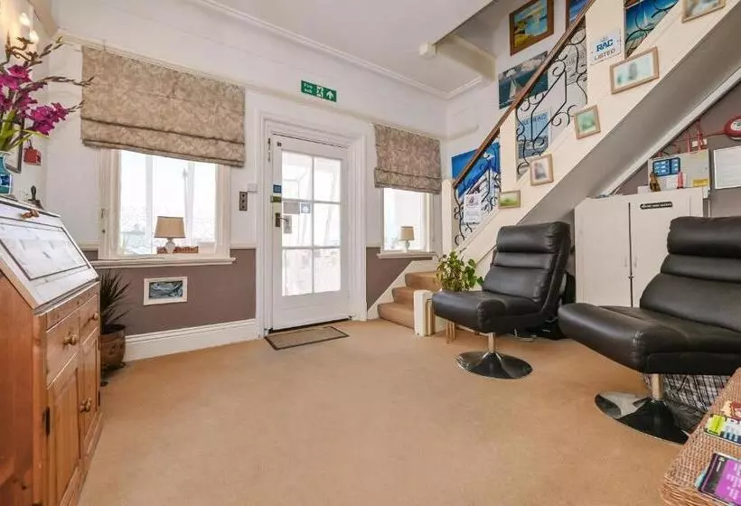 Majatalo Trevarner Guest House