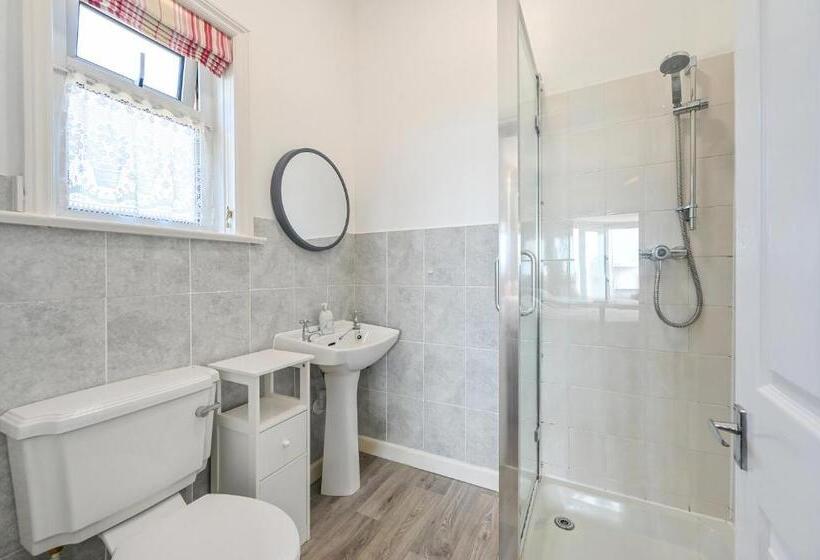 פנסיון Trevarner Guest House