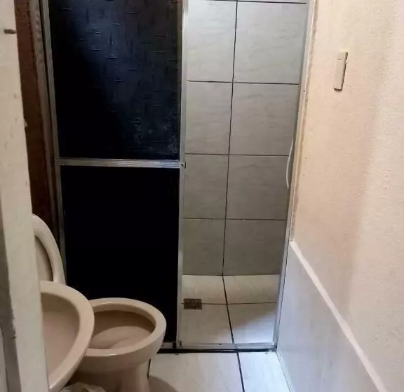 ユースホステル Pousada Viver Bauru