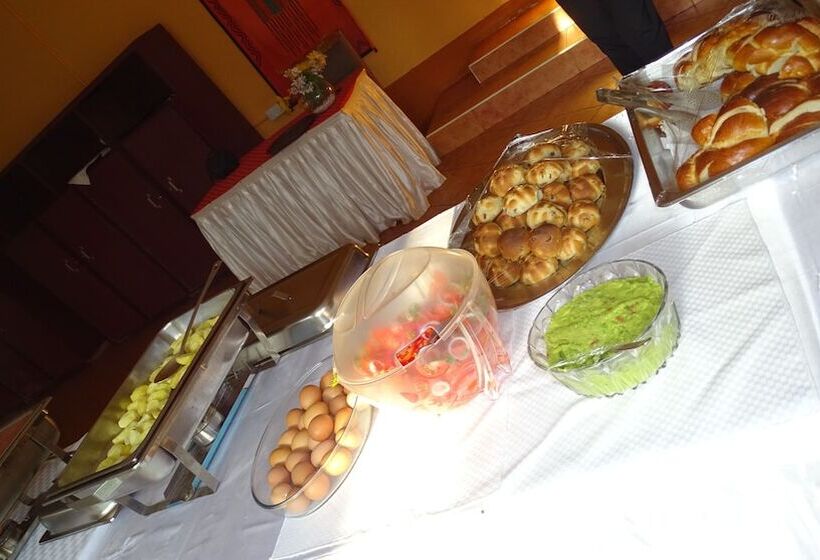 هتل African Village