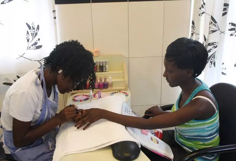 هتل African Village