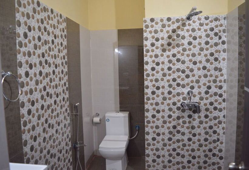 Jk Rooms 125 Hotel Mariya International