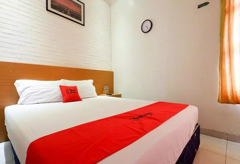 Majatalo Reddoorz Near Universitas Diponegoro 2