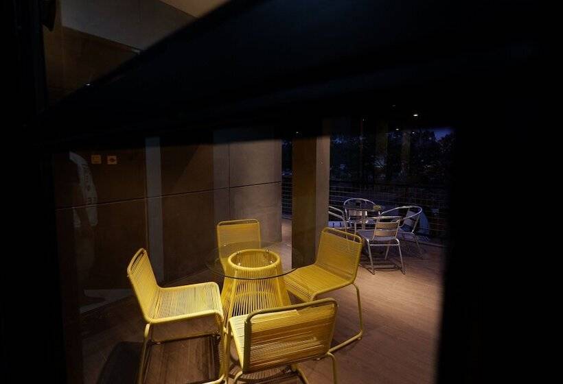 פנסיון Reddoorz Near Universitas Diponegoro 2