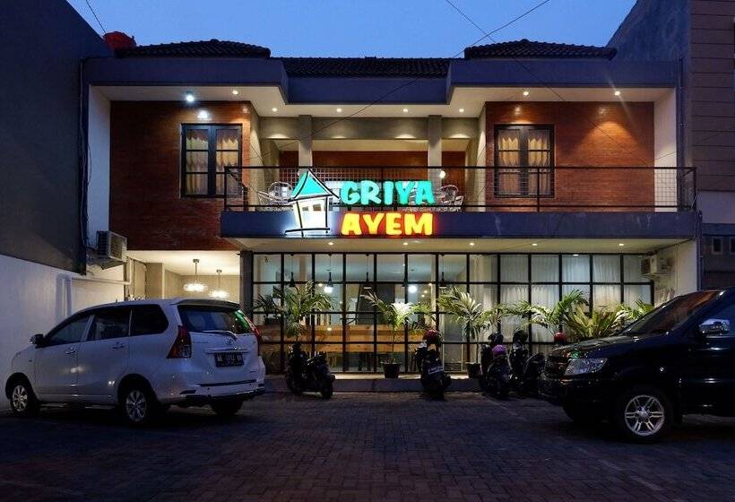 פנסיון Reddoorz Near Universitas Diponegoro 2