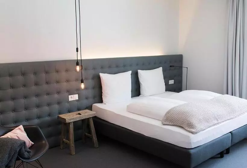 Hotelli Der Grüne Baum