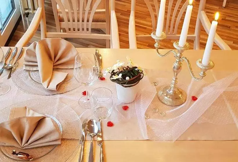 Majatalo 5 Luxus Suite Engel