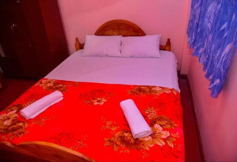 ペンション Lak Sewana Home Stay