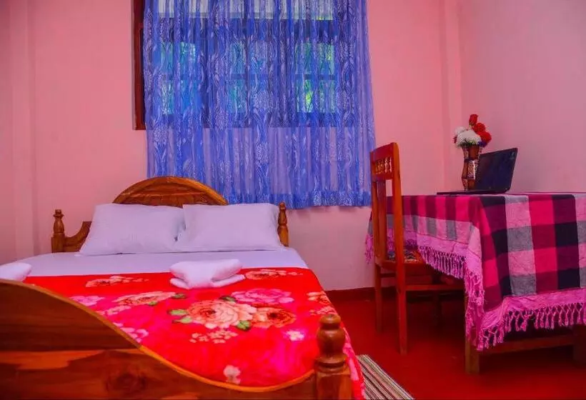 ペンション Lak Sewana Home Stay