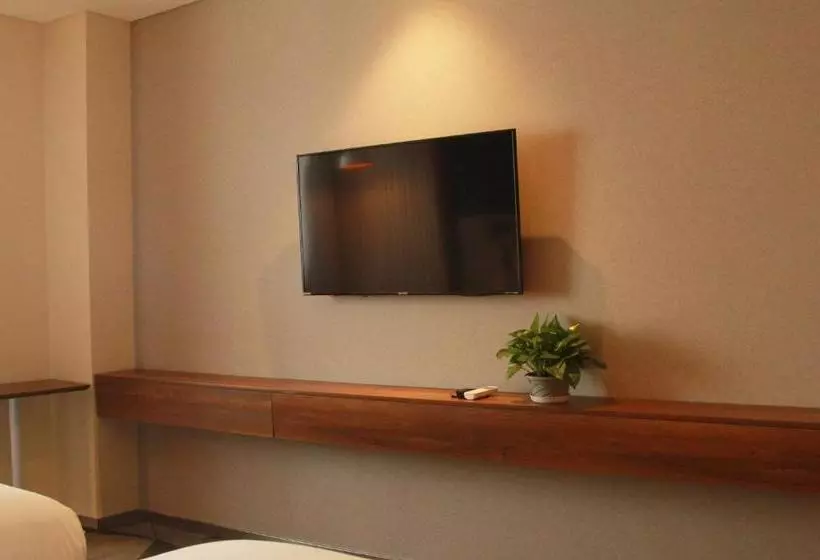 Hotelli Holiday Inn Express Harbin Nangang