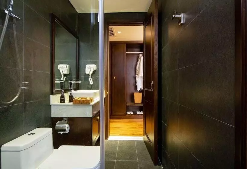 هتل Palazzo Da Nang Beach