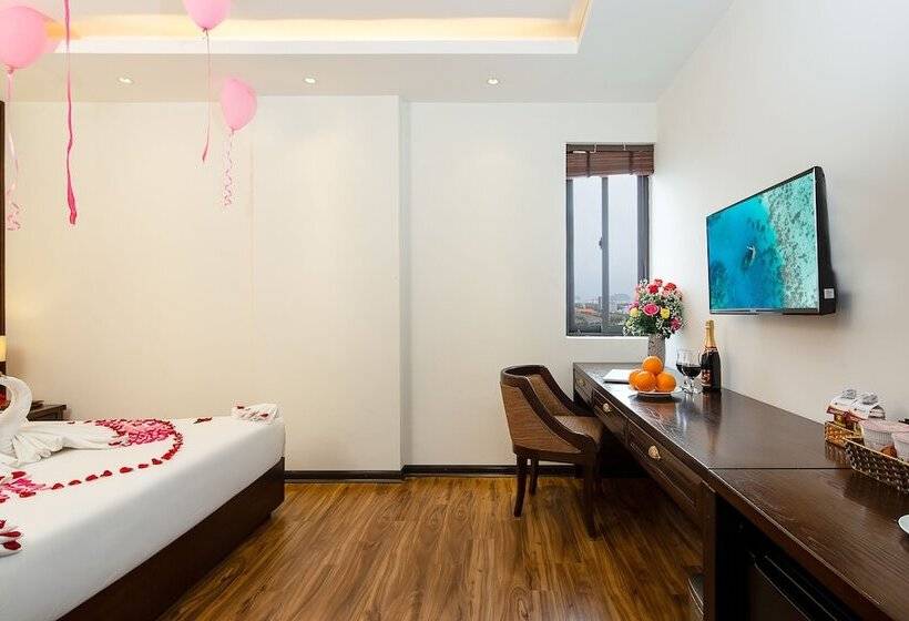 هتل Palazzo Da Nang Beach